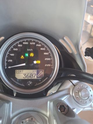 BMW NINET Naked Blanca