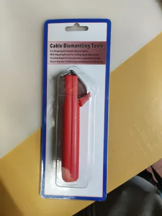 Herramienta pelacables