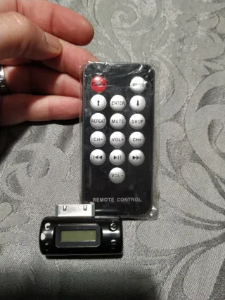 2 capas metal e transmissor FM comando iphone 4s