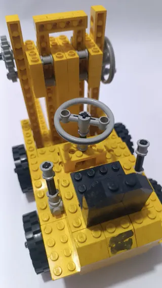 Lego Technic 850 Forklift anno 1977
