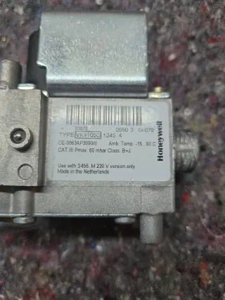 Válvula de gas 2 vías Ferroli DOMIproject F 24