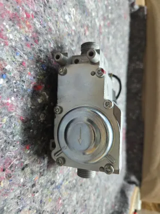 Válvula de gas 2 vías Ferroli DOMIproject F 24