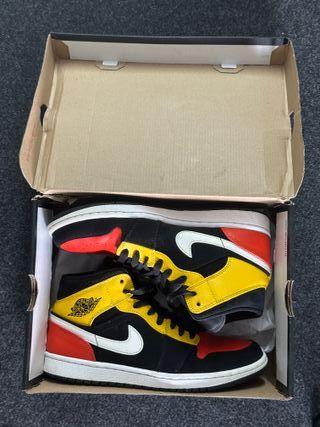 Nike Jordan 1 Mid Amarillo 41