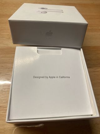 Airpods con estuche de carga inalámbrica