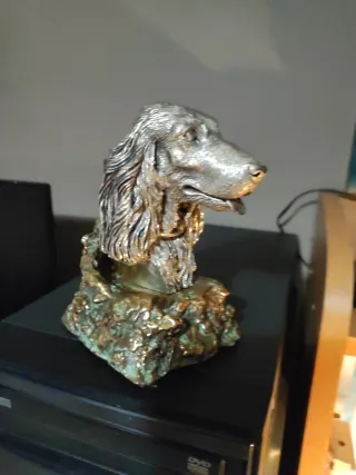 Figura perro plata y bronce