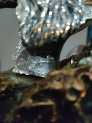 Figura perro plata y bronce