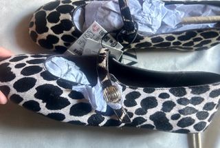 Bailarinas pelo print animal Zara