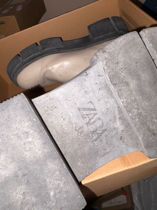 Botas chelsea beige suela track