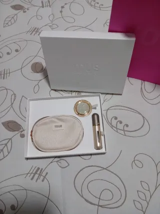 Set Tous: Monedero, Perfumero y Sujeta bolsos