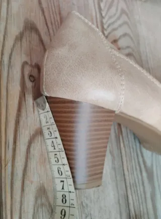 Zapatos Urbanitas Piel Confort beige T39