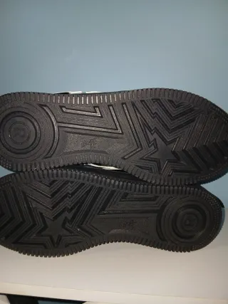 Zapatillas BAPESTA Negras y Blancas