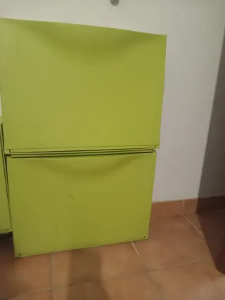 Zapatero verde plástico