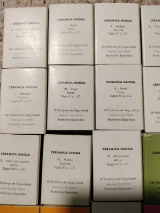 Collezione di scatole di fiammiferi vintage