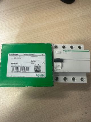 Interruptor Diferencial Schneider A9R81440 40A