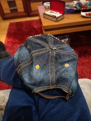 Gorra vaquera con bandera americana y pedrería