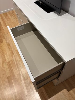 Cómoda MALM 6 cajones IKEA 160x78cm