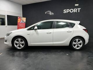 Opel Astra 2010