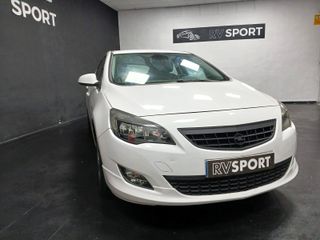 Opel Astra 2010