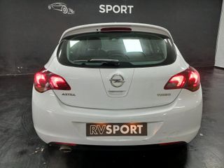 Opel Astra 2010