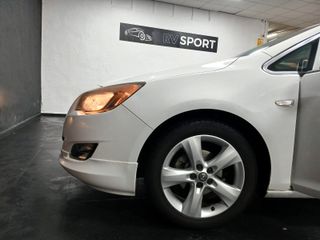 Opel Astra 2010