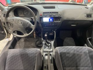 Honda Civic 1.4 IS Seguro hasta Junio