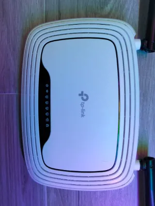 Router WiFi TP-Link Básico