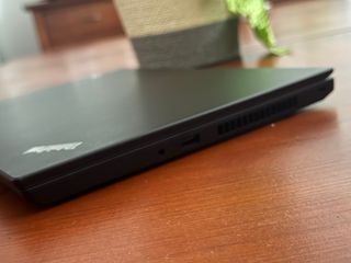 Portátil Lenovo L14 Negro