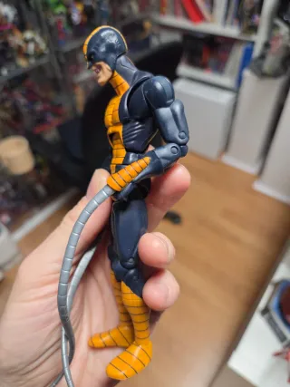 Figura Marvel Legends Constrictor sin terrax baf