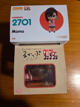 Pack Figuras Dandadan Momo Nendoroid y Look Up