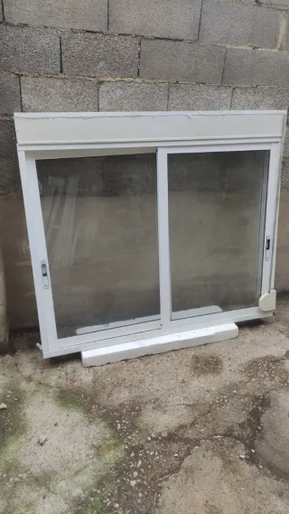 Ventana corredera 152x132