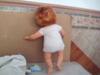 Muñeco Baby Feber con albornoz original