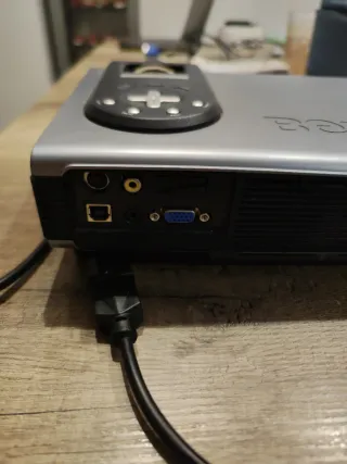 Proyector BenQ PB2250