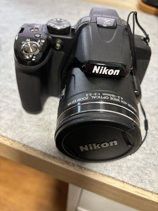 Cámara Nikon Coolpix P520 + 2 Baterías