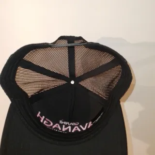 Boné Gianni Kavanagh Preto Rosa