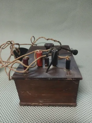 Antigua radio de galena