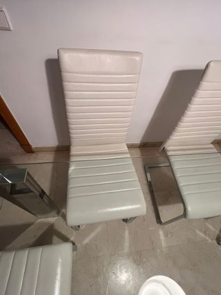 Mesa cristal y 6 sillas salón