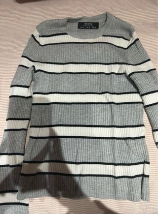 Jersey Bershka rayas gris y blanco Talla S