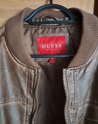 Chaqueta Guess Bomber Marrón
