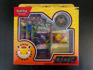 Caja Pokémon Day 2026 Inglés 30 Aniversario