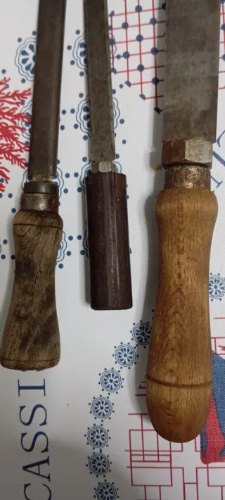 Lote 3 formones antiguos madera