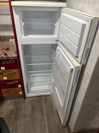 Nevera / Frigorífico Blanco