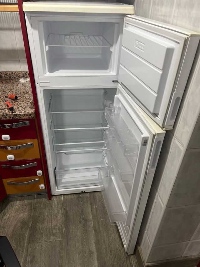 Nevera / Frigorífico Blanco