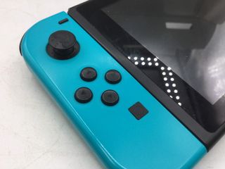 E633352-0 Nintendo Switch