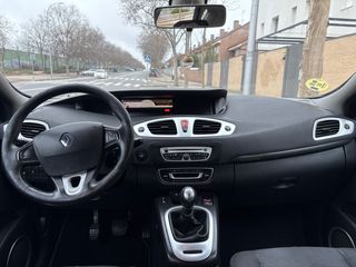 Renault Scenic 2010