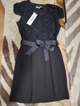 Vestido Negro Morgan Encaje y Lazo