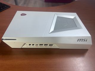 Ordenador MSI Trident Blanco