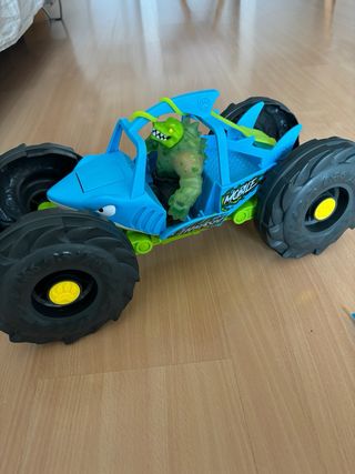 Coche Go Jit Zu Tiburón