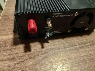 Inversor Genius Power DC a AC 800W