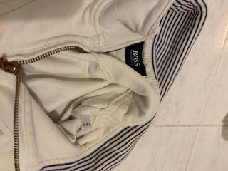 Sudadera BOSS blanca con cremallera