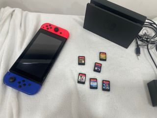 Nintendo Switch Rosso/Blu + Giochi